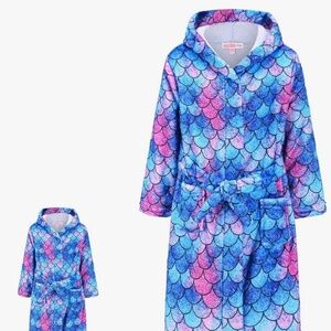 Doll & me matching mermaid print fleece robe set Kids Sz 140